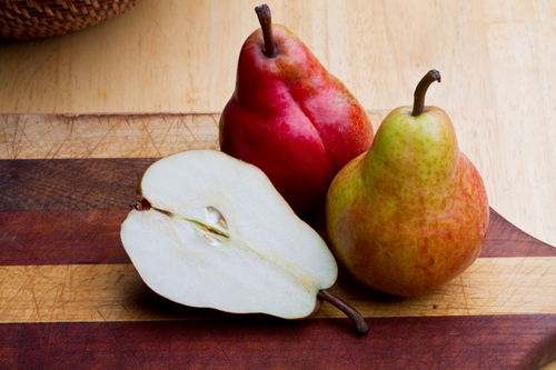 Organic Red Bartlett Pear - ea