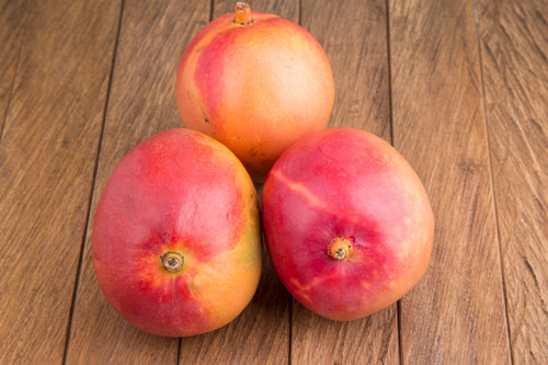 Organic Tommy Atkins Mangos