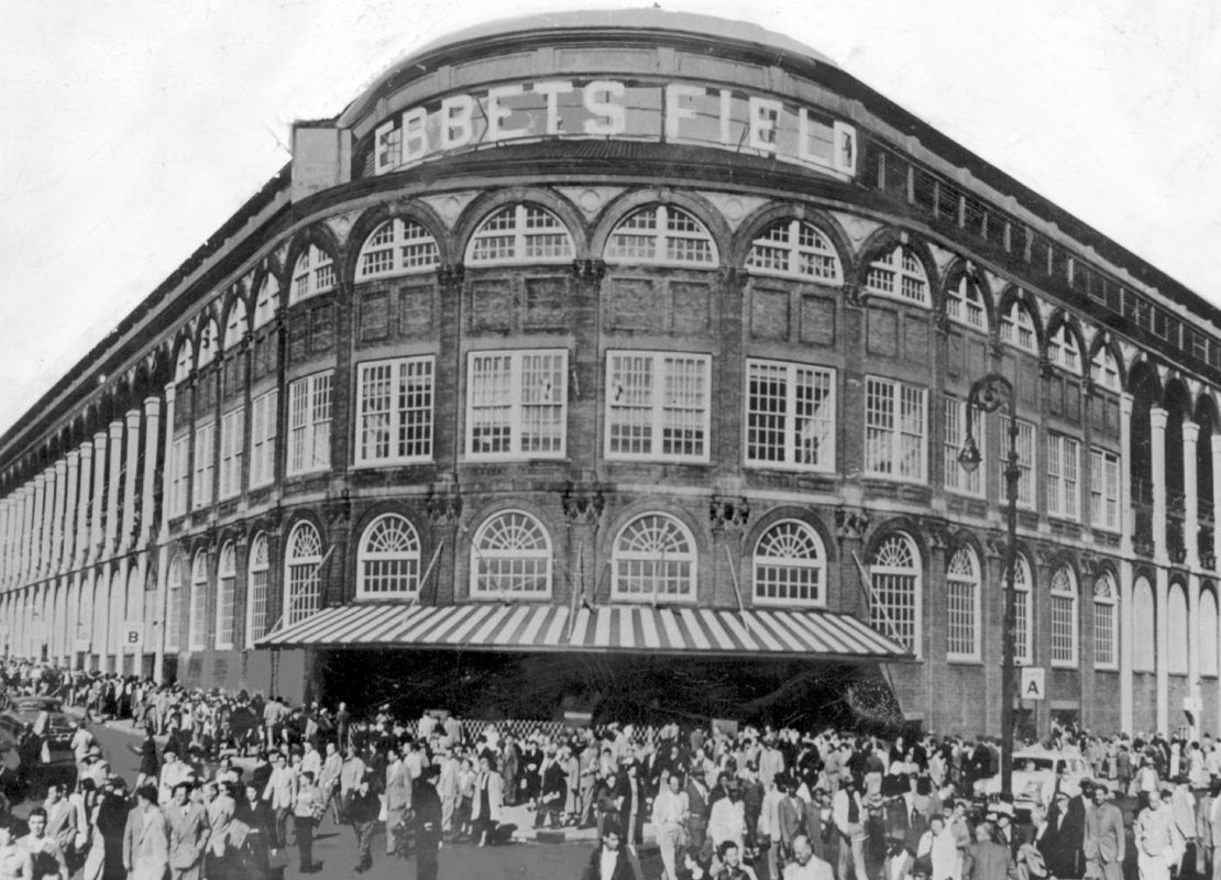 Chicago History Museum Images - Jackie Robinson and Floyd