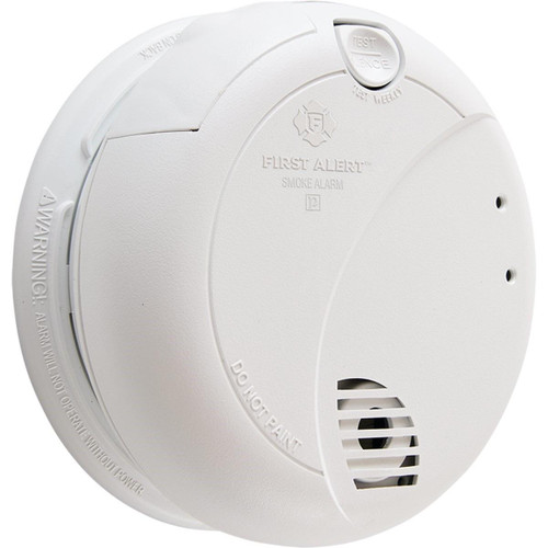7010B - First Alert Plug-In 120V Photoelectric Smoke Alarm with Battery Back-Up