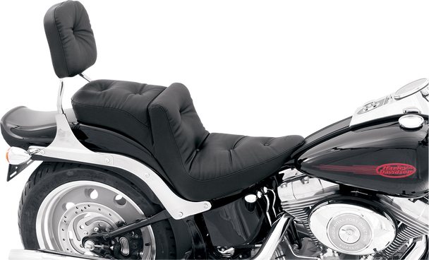 MUSTANG Regal Wide Seat - FXST '06-'10 76390
