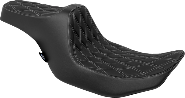 DRAG SPECIALTIES Predator III Seat - Double Diamond - Silver Stitched - FLT/FLH '23-'24 4686C