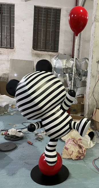 Jester Panache Bear Sculpture with Light