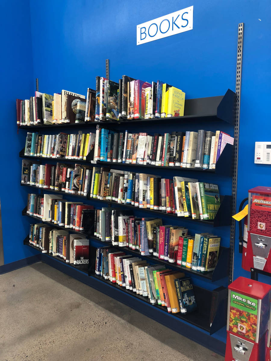 Library Deep Rack 8