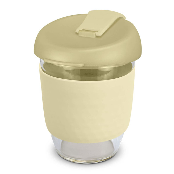 A drink bottle made of clear borosilicate glass with a pale yellow silicone sleeve and a matching lid.