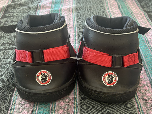 Used Equine Fusion Ultra Hoof Boots size 16 Slim (pair)
