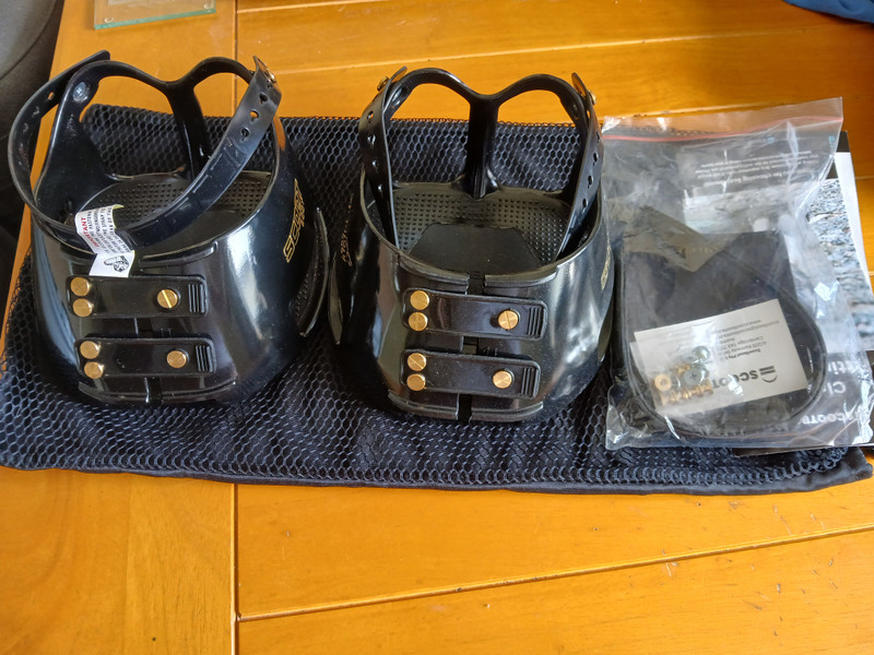 Brand New! Scootboot Classic Hoof Boots size 11 Regular (1 pair)