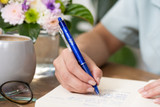 ilb3pg9ifl7tbef2qom2tgti4l-12520-FriXion-Clicker-Blue-Write-To-Do-List-3.jpg