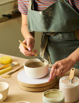k4m1hhugf10r1fhrce63o3tb5g-13071_Earthenware_Glaze_Brush_On_Lifestyle_1.jpg