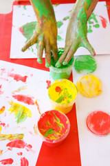 1ubngb4i1p1ij28mfee18p5469-11412_Bertie_Enviro_Fluoro_Paint_Red_Lifestyle.jpg