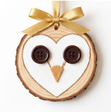 mhh01d0ip94qjfa2ee09i3n43h-14632-Natural-Wood-Slices-Medium-6-8cm-250g-SuppIm-lifestyle-owl-ornament-1.jpeg