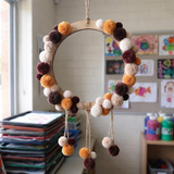 uuoh36h6590fhatooat1j7qi33-15270-14790-Bertie-Pom-Poms-Earth-Tones-Assorted-Sizes-250pc-Ai-4-Web.png