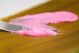 o5md0ep8ft63h8ccdv4nmien62-14893-Liquitex-Crackle-Paste-237mL-0087680_lifestyle_9.jpg