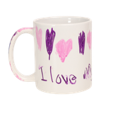 jgg59a4aap55r2lkspm9r0fd7g-14977-Ceramic-Mug-Lifestyle-i-love-mum-by-a-child-1-web.png