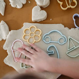 du3agn00r56kn7l2anjtb43p5j-15239-Eco-Cutters-Assorted-Shapes-10pc-3-Web.jpg