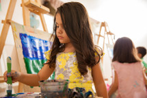 Bertie® School Acrylic Paint Ochre 2L - Product Image 2