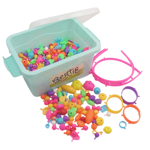 epjh0erfu94eb9e6jek3fqkm38-14719-Bertie-pop-connector-beads-asst-600g-box-unpacked-1.png