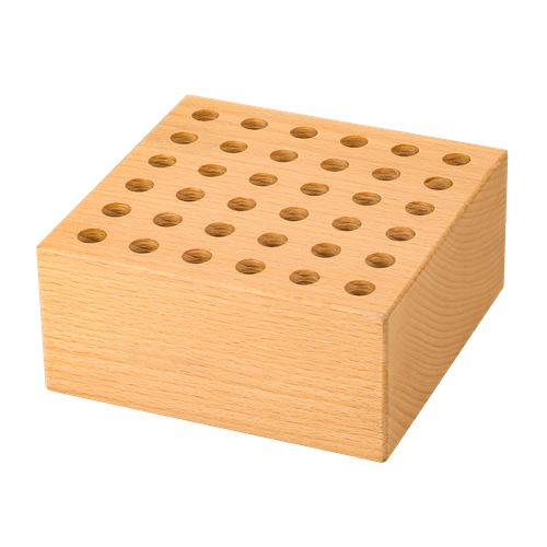 772i1haofd01h27cab6ha2nk36-14811-Bertie-Wooden-36-Hole-Brush-And-Scissor-Holder-12.5cm-SinoArt-1-Web.png