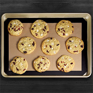 White Chocolate Cranberry Cookies