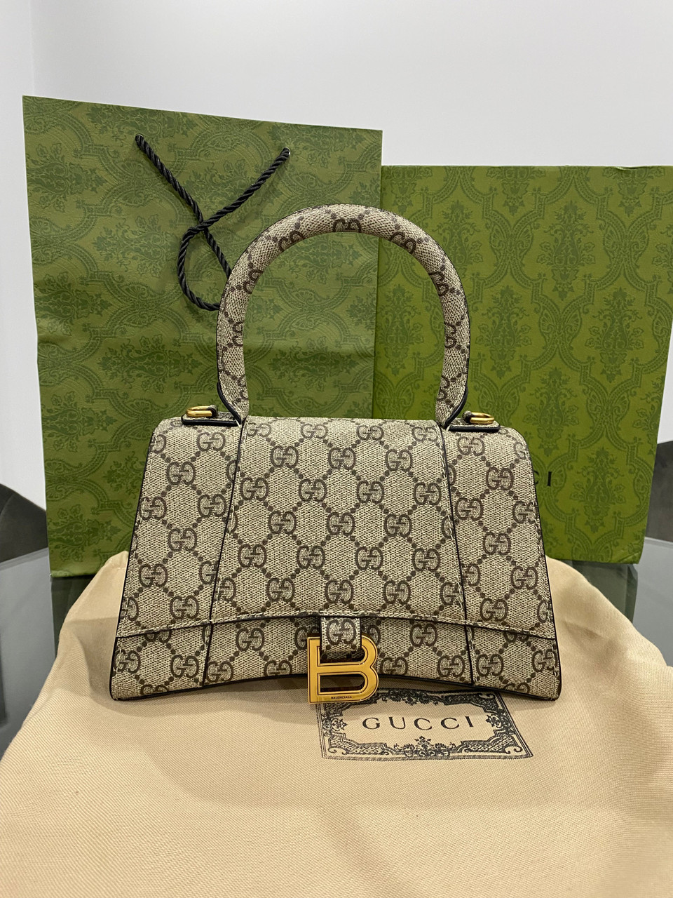 GUCCI X BALENCIAGA THE HACKER PROJECT SMALL HOURGLASS BAG BEIGE 681697   Xpurse