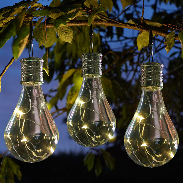 Smart Solar LED Firefly Effect EUREKA! Light Bulbs 6-Pack Warm White 1