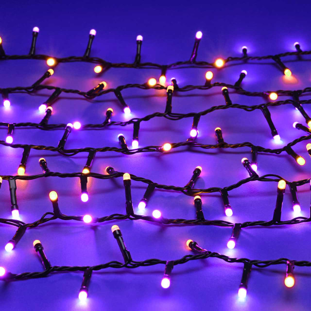 Festive 25m Indoor & Outdoor Halloween String Lights 1000 Purple & Orange LEDs 1