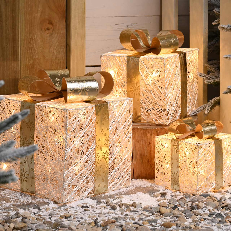 Festive Set Of 3 Battery Operated Lit White & Gold Presents 35 Warm White LEDs 2