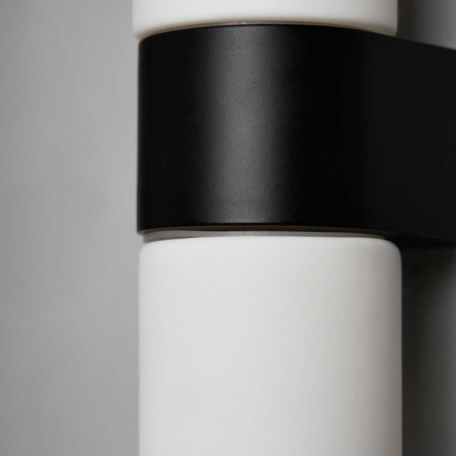 Spa Cuco Up and Down Wall Light Matte Black 5