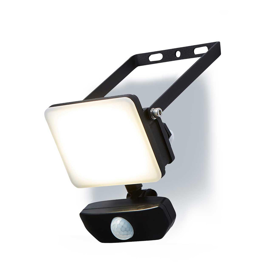 Stanley Frosted 10W LED Floodlight with PIR in Black 2