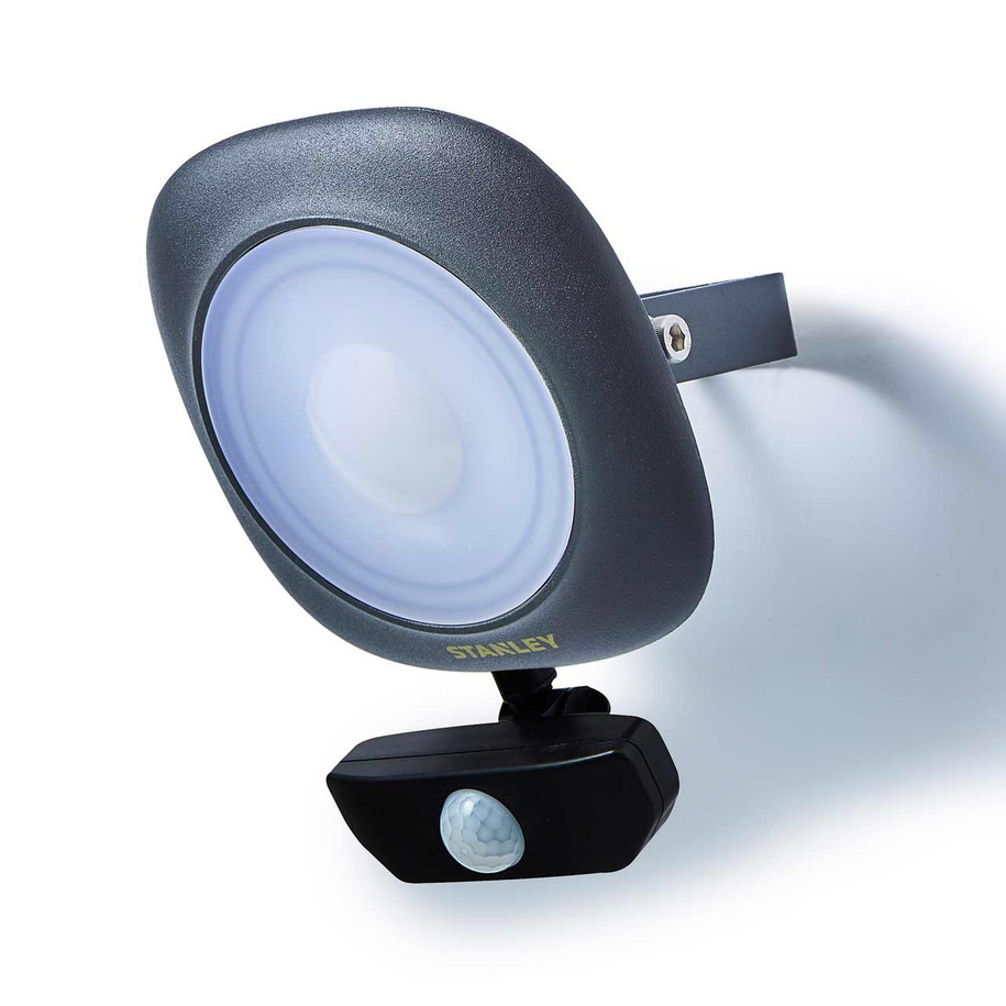 Stanley 20W LED Die-cast Floodlight with PIR in Black 1