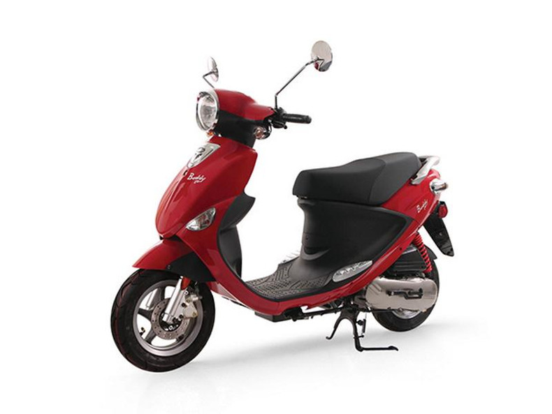 The Genuine Buddy 50 Scooter: A Blend of Style, Performance, and Economy