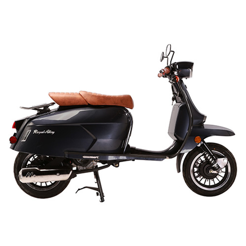 Discover the Charm of Royal Alloy GT150 Scooters