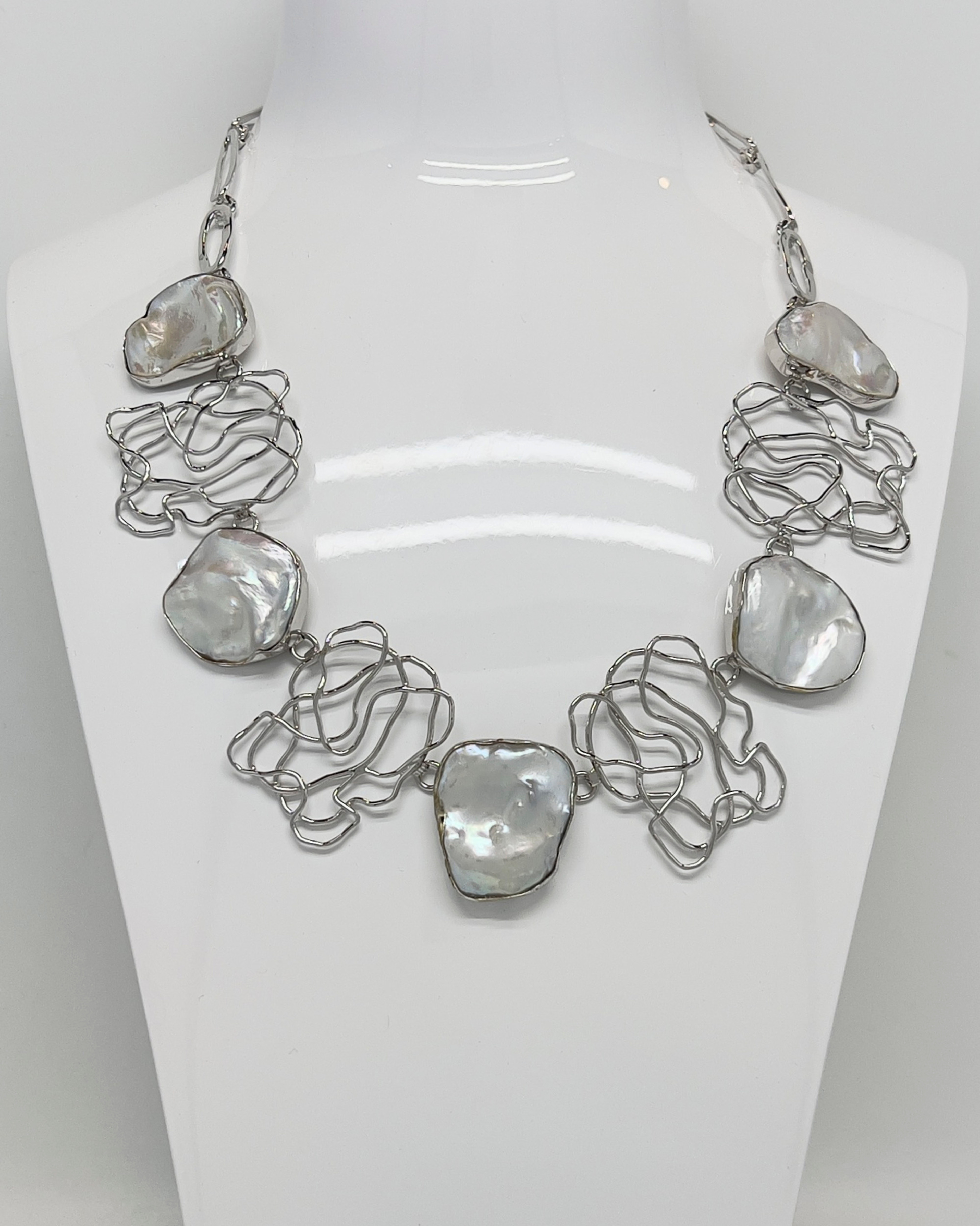 Signature keshi pearl statement chain necklace with silver lattice