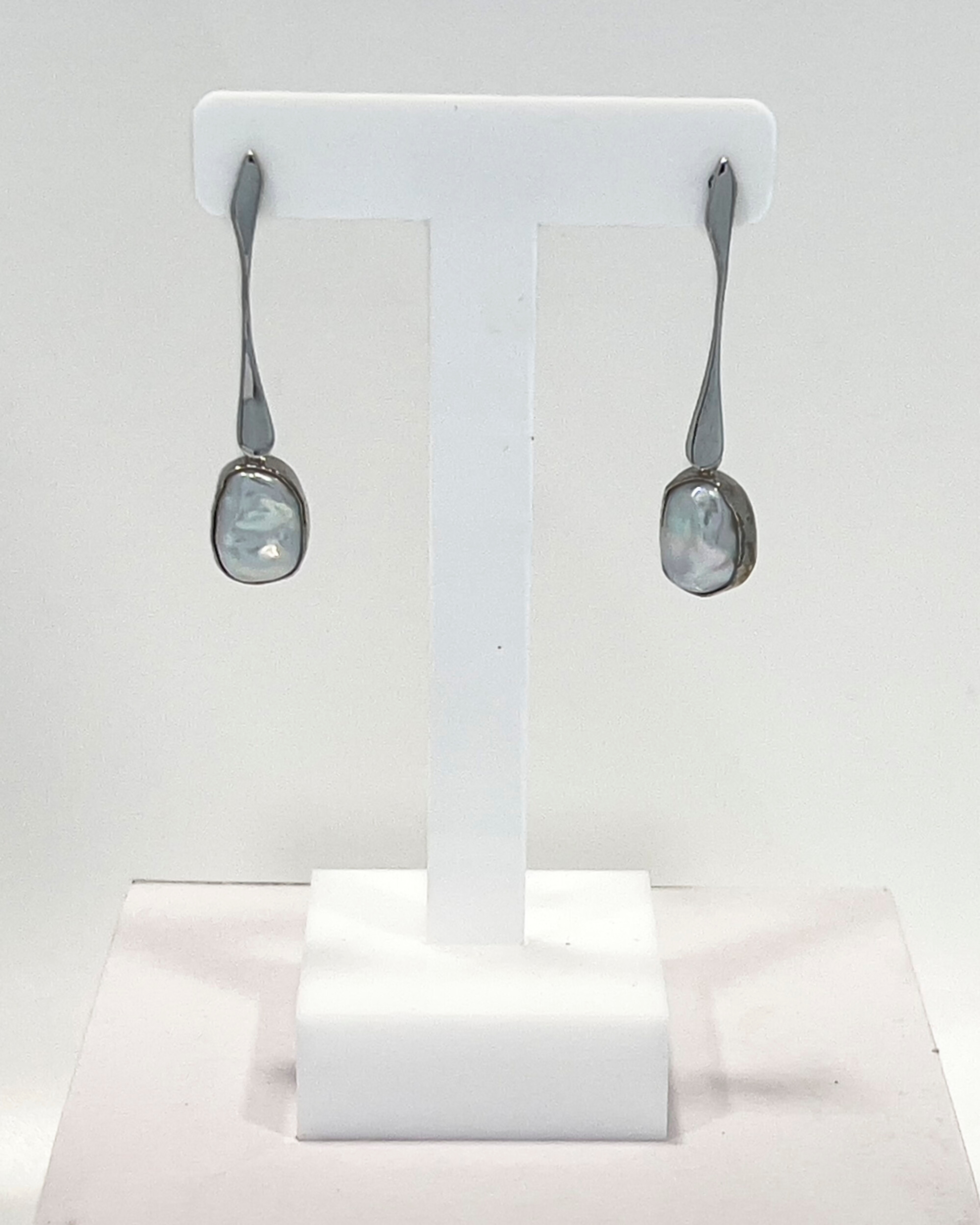 Signature keshi pearl drop earrings with twisted rhodium-plated sterling silver drops
