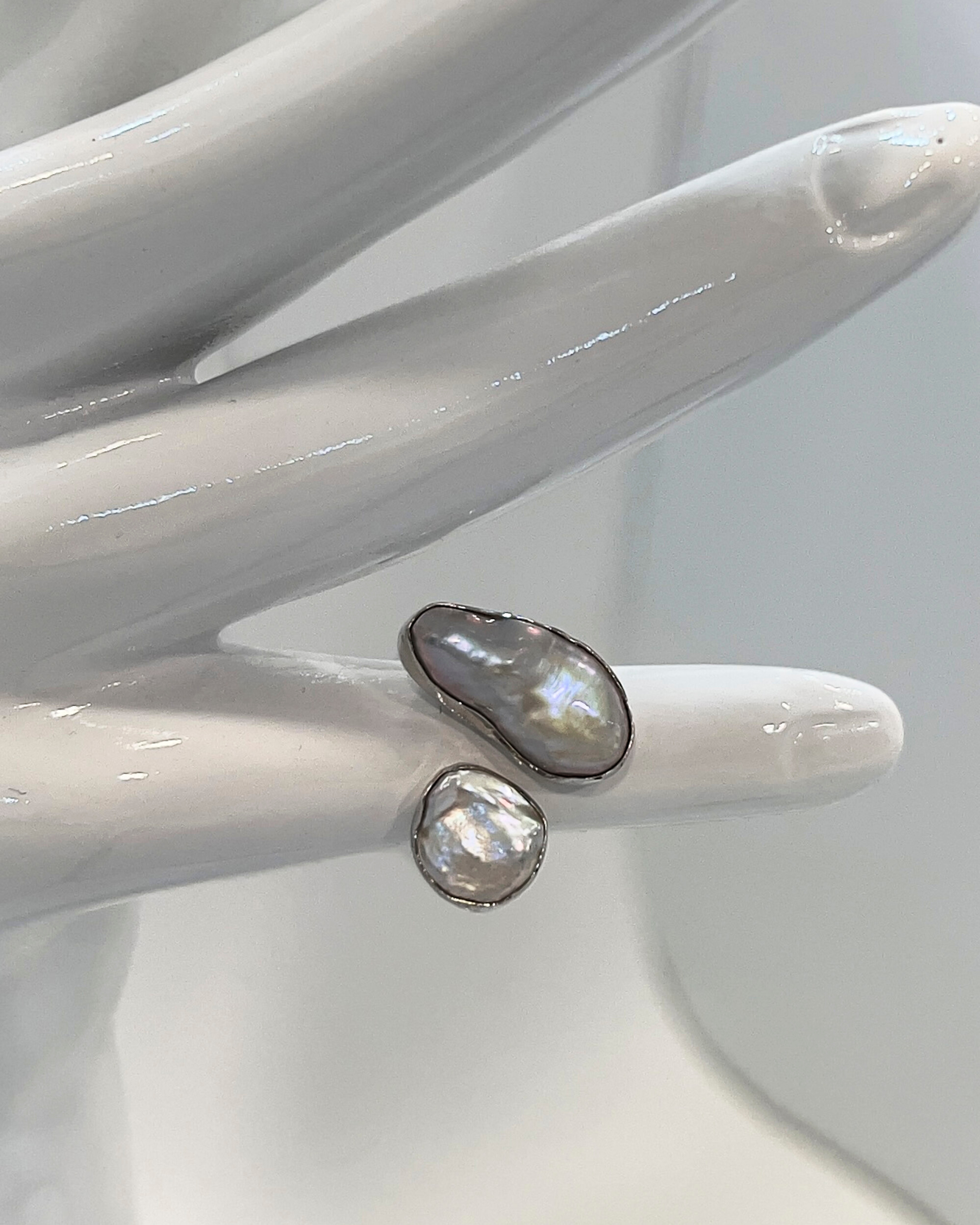 Signature keshi pearl statement ring with square silver band