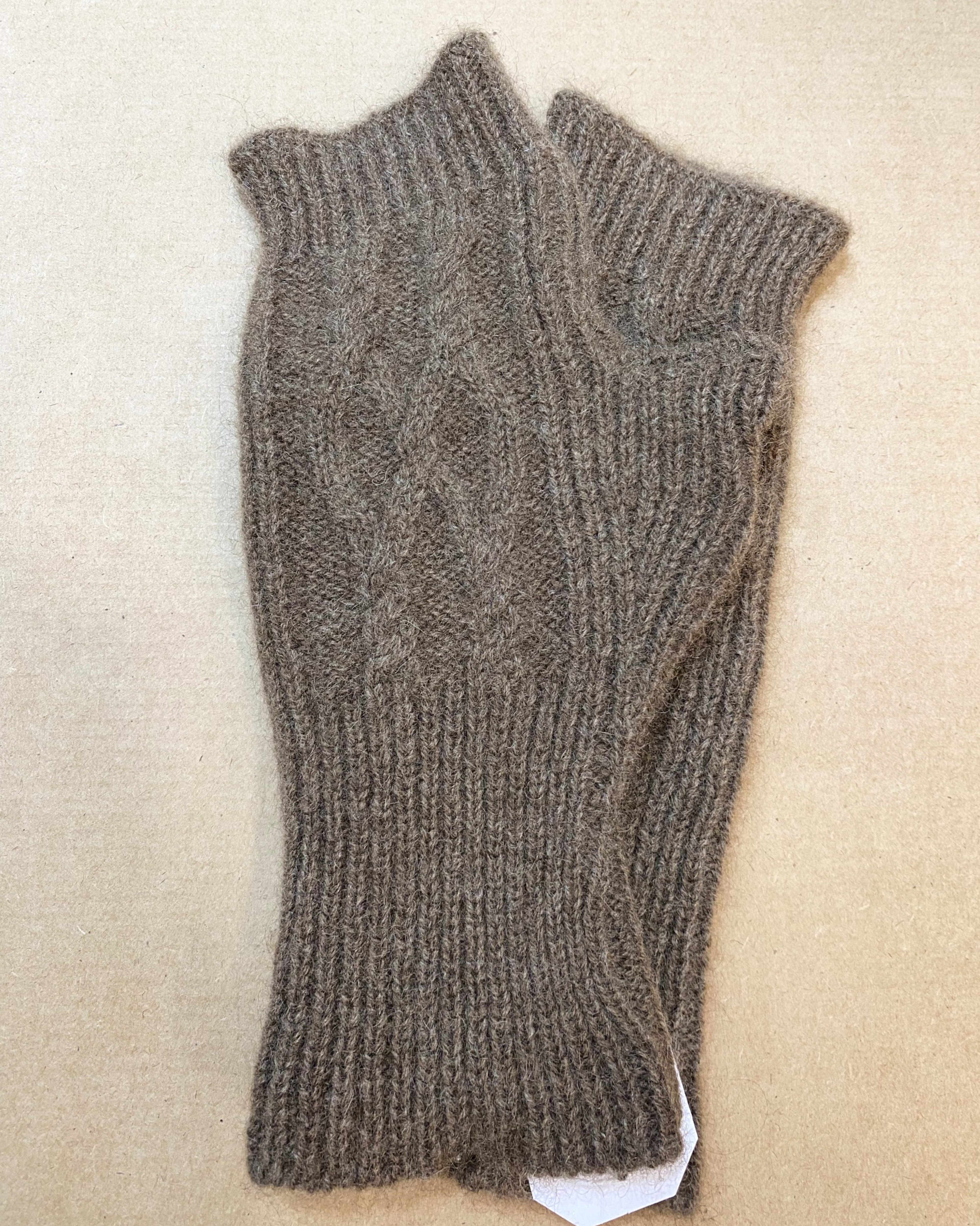Unur brown cable knit yak wool handwarmers
