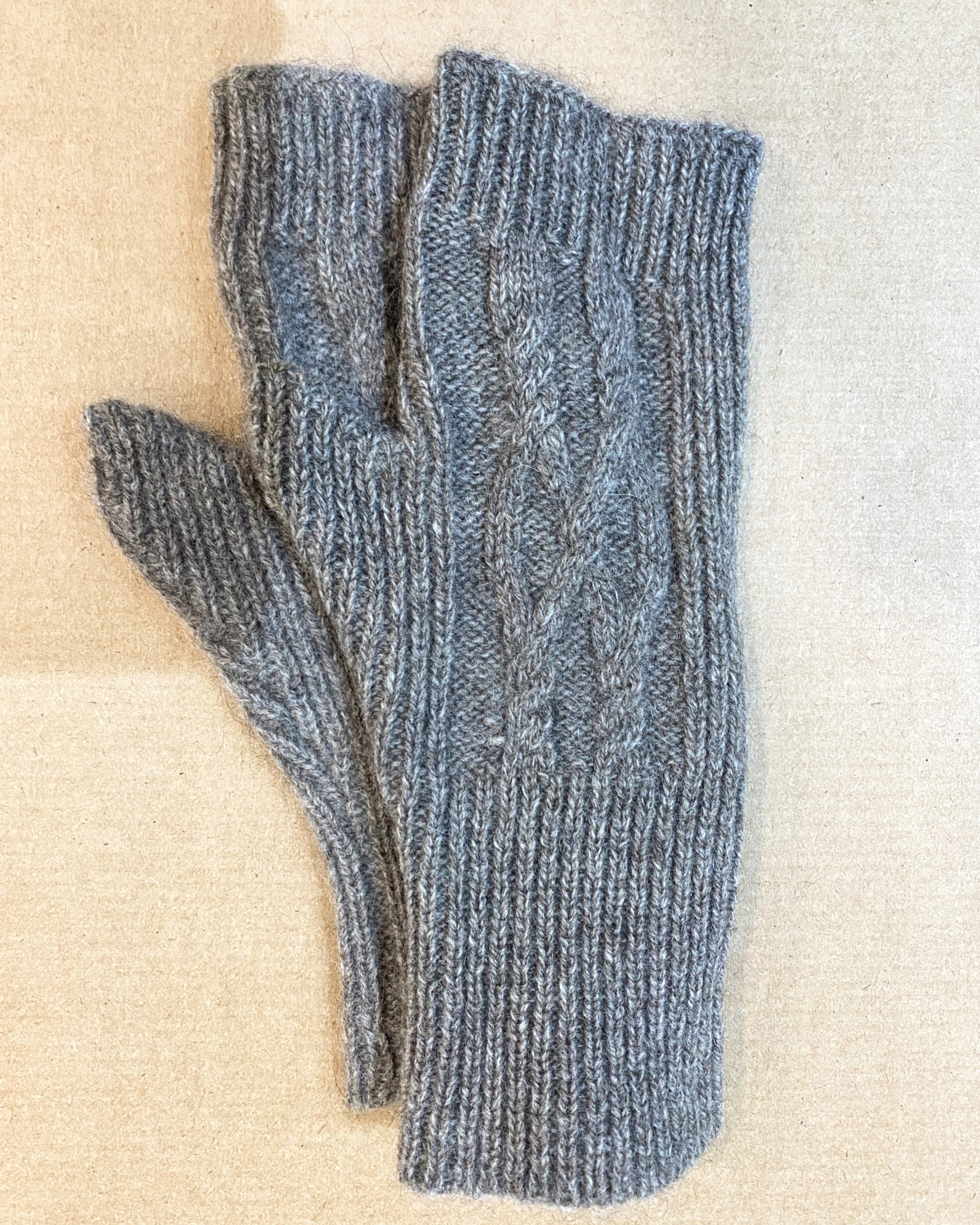 Unur natural brown cable knit yak wool handwarmers