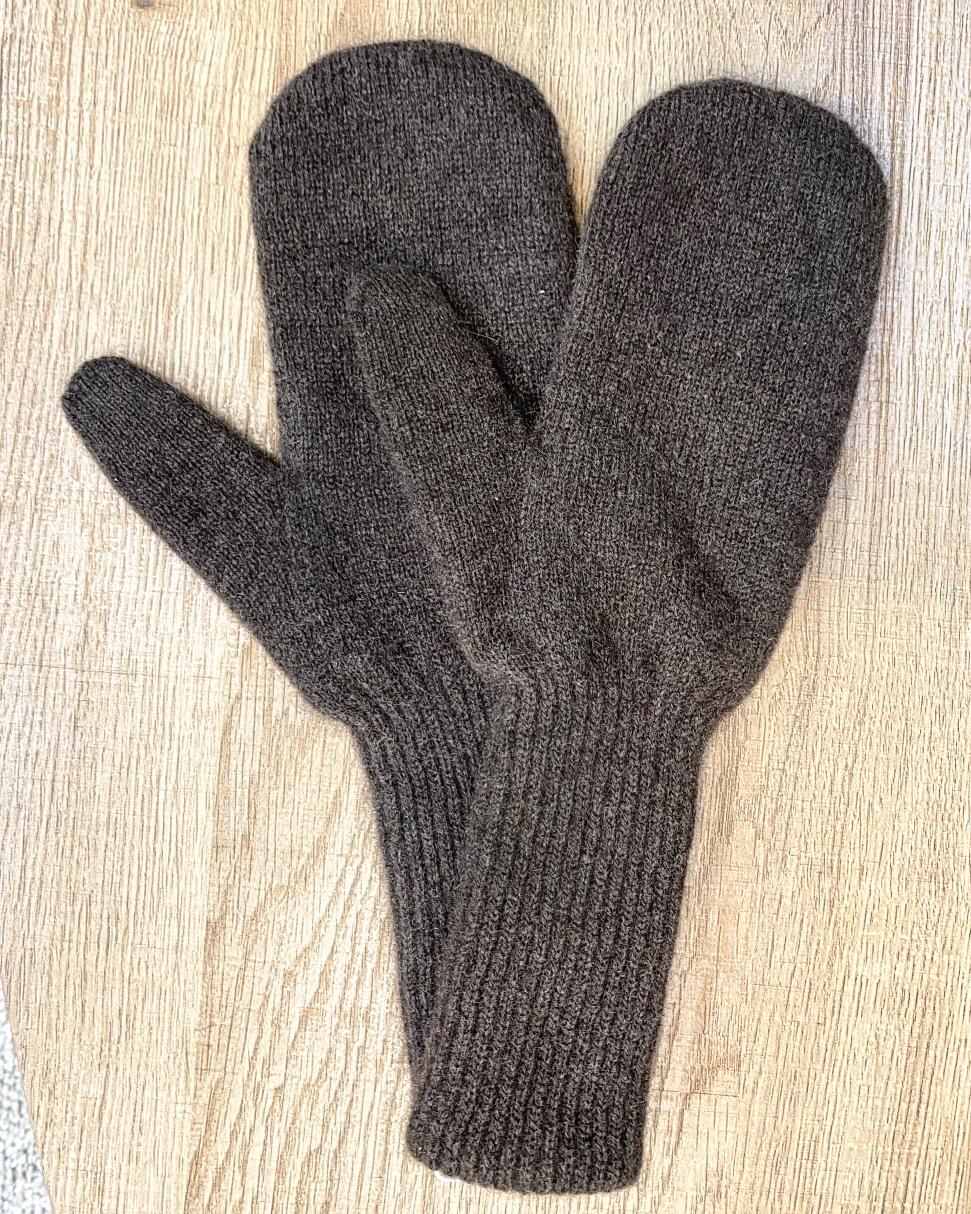 Unur dark brown yak wool mitten gloves