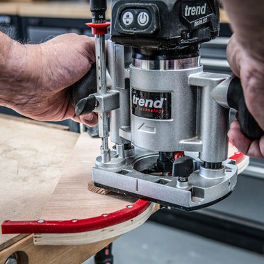 Trend Mini Flexible Curve Guide for Routing Accurate and Precise Curves with your Router, 19-1/2” long by 5/16" wide, CURV/8X500