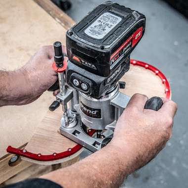Trend Mini Flexible Curve Guide for Routing Accurate and Precise Curves with your Router, 19-1/2” long by 5/16" wide, CURV/8X500