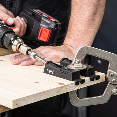 Trend 3 in 1 Pocket Hole Jig Kit with Pocket Hole Jig, HSS Drill Bit & Depth Setting Collar, Square Drive Bit, 50 Screws & Kit Storage Case, PH/JIG/BK