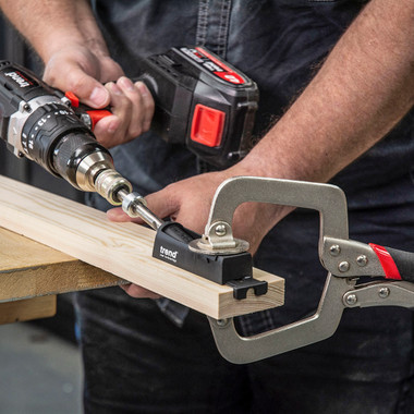 Trend Single Pocket Hole Jig with HSS Drill Bit & Depth Setting Collar, Square Drive Bit & Pocket Hole Screws Selection, PH/JIG/BS