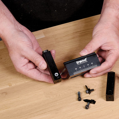 Trend Mini Twin Pocket Hole Jig with HSS Drill Bit & Depth Setting Collar, Square Drive Bit & Pocket Hole Screws Selection, PH/JIG/M