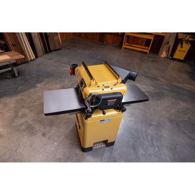 Powermatic PM1-477 15BHH, 15-Inch Planer, Helical Cutterhead, 3 HP, 1PH, 230V
