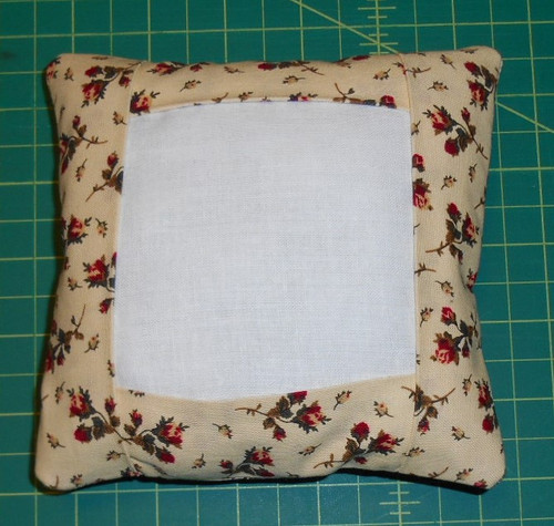 Small Tuck Pillow Cream with Floral print cotton fabric