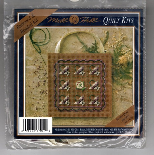Mill Hill BASKET QUILT Buttoned & Beaded Kit