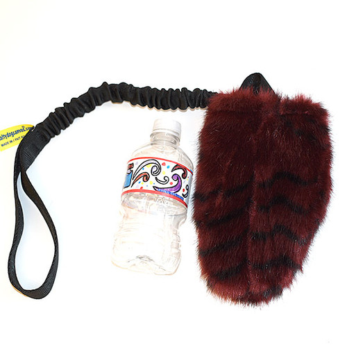 Water bottle dog toy holds a small 8oz (237ml) water bottle. 