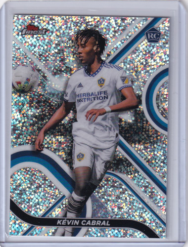 2022 Topps Finest Mini Diamond #15 Kévin Cabral 85/175 - LA Galaxy
