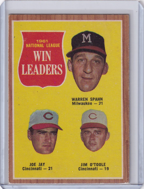 1962 Topps #58 1961 NL Win Leaders Spahn/Jay/Otoole