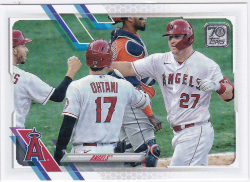 2021 Topps #621 Angels with Mike Trout Los Angeles Angels